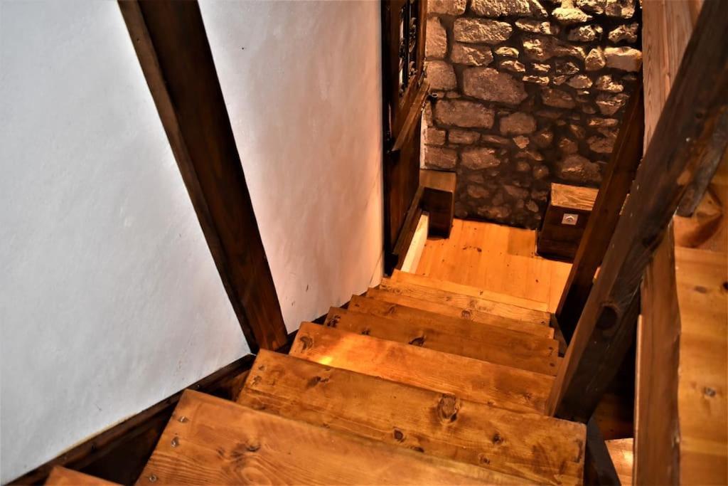 Μικρή Πέτρινη Μεζονέτα 2 Villa Lílaia Eksteriør bilde