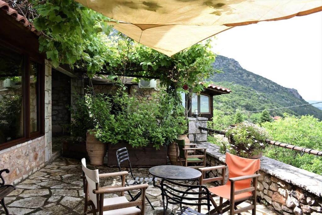 Μικρή Πέτρινη Μεζονέτα 2 Villa Lílaia Eksteriør bilde